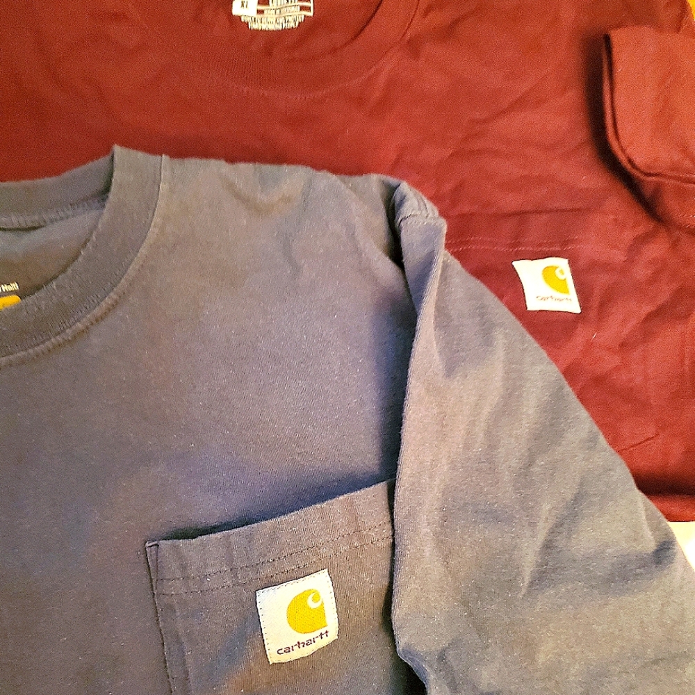 SOLD..Carhartt t-shirts